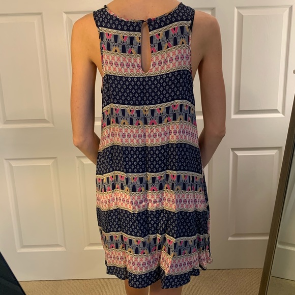 Dress - Picture 2 of 5